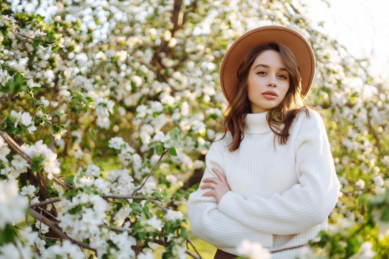 Primavara cu stil: piese esentiale in garderoba ta