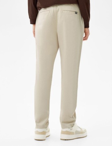 Pantaloni Bershka, crem