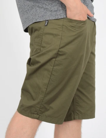 Pantaloni Scurti Reserved, verde inchis Verde