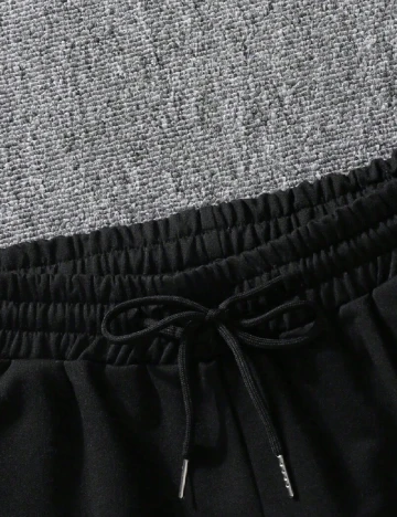 Pantaloni scurti SHEIN Plus Size Men, negru Negru