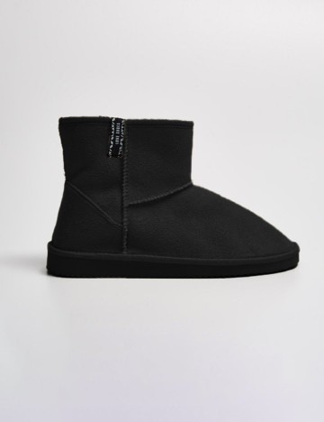 Ugg Sinsay, negru