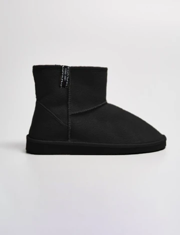 Ugg Sinsay, negru