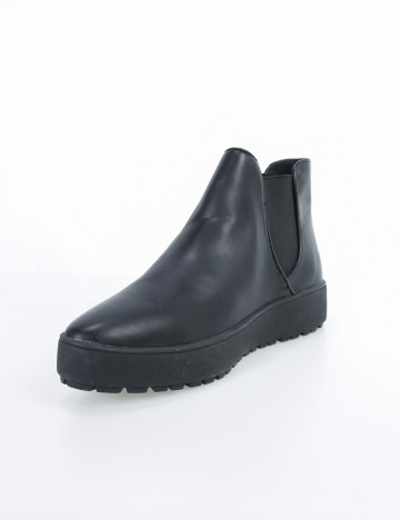Ghete Reserved, negru