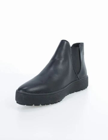 Ghete Reserved, negru