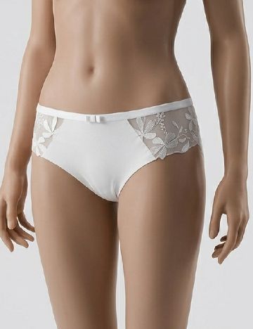 Chiloti Triumph, ecru