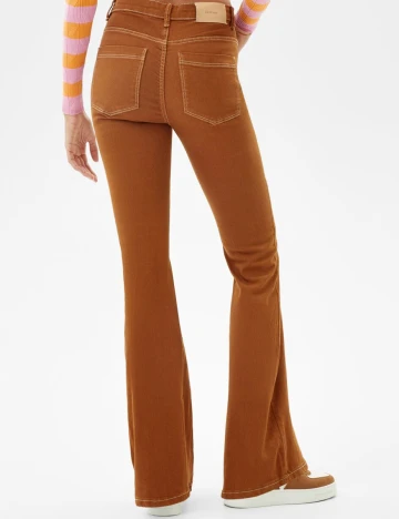 Blugi Bershka, maro