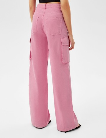 Blugi Bershka, roz