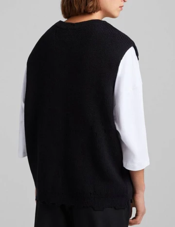 Vesta Bershka, negru