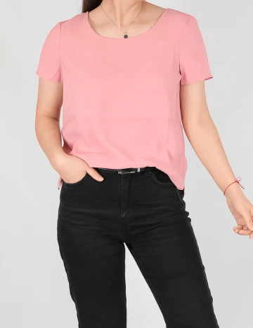 Tricou Vila, roz