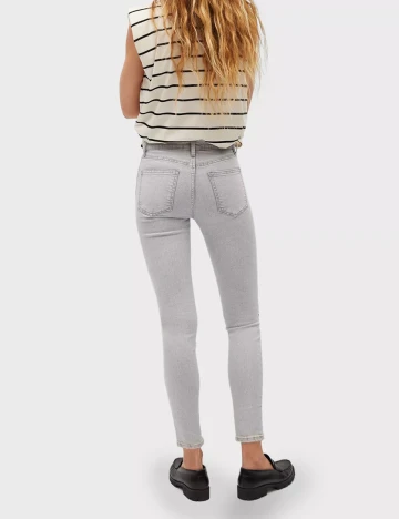 Blugi Mango, gri deschis