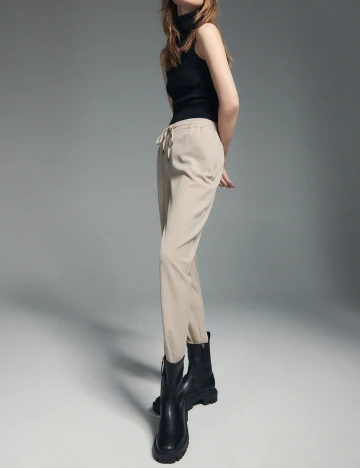 Pantaloni Reserved, crem
