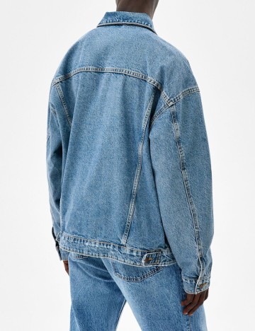 Jacheta Bershka, albastru