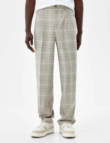 Pantaloni Bershka, crem