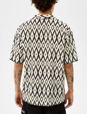 Camasa Bershka, crem/negru