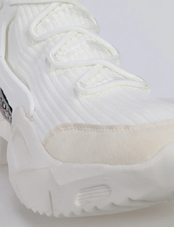 Adidasi SHEIN, ecru