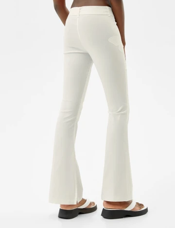 Pantaloni Bershka, alb Alb