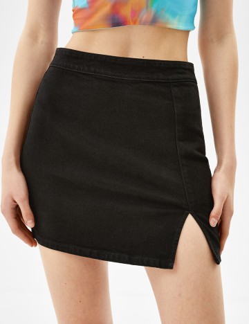 Fusta Bershka, negru