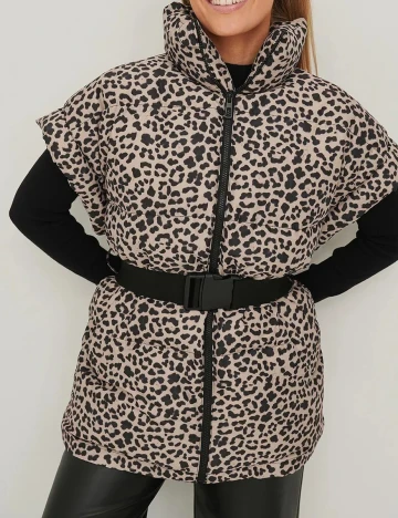 Vesta NA-KD, animal print
