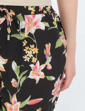 Pantaloni Hailys, floral Floral print