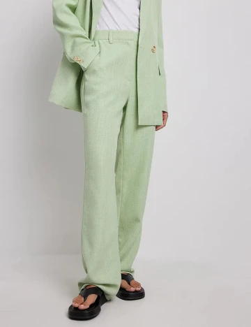 Pantaloni NA-KD, verde Verde