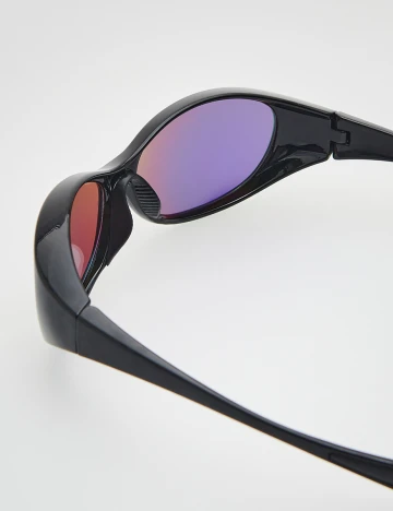 Ochelari de soare Reserved, negru Negru