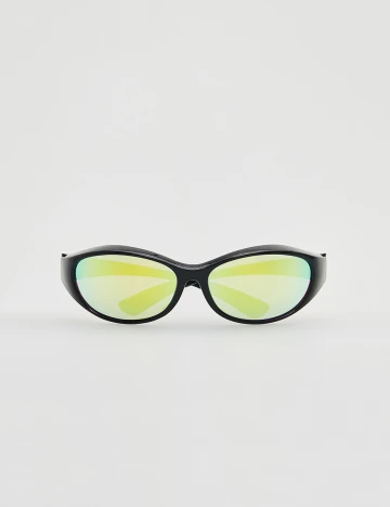 Ochelari de soare Reserved, negru Negru