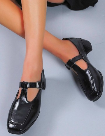 Pantofi SHEIN, negru