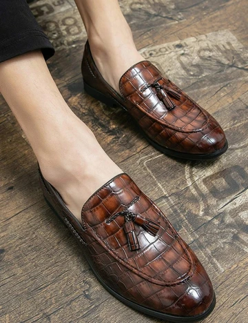 Pantofi SHEIN, maro