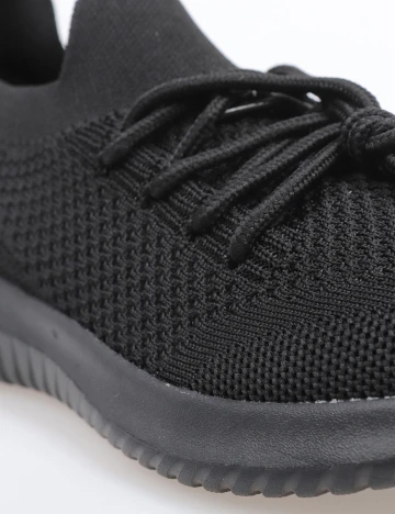 Adidasi SHEIN, negru