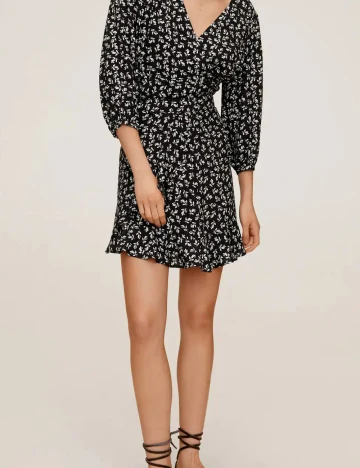 Fusta Mango, negru floral Negru