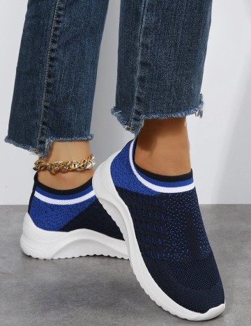 Adidasi SHEIN, bleumarin