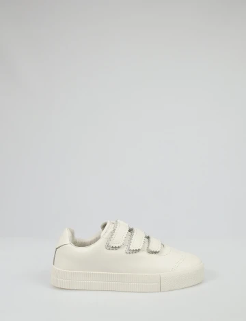 Adidasi Reserved, bej