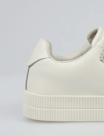 Adidasi Reserved, bej