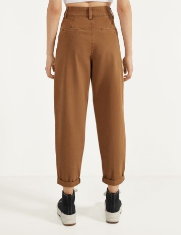 Blugi Bershka, maro