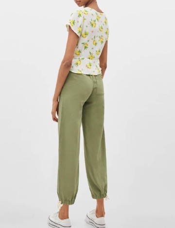 Pantaloni Bershka, verde