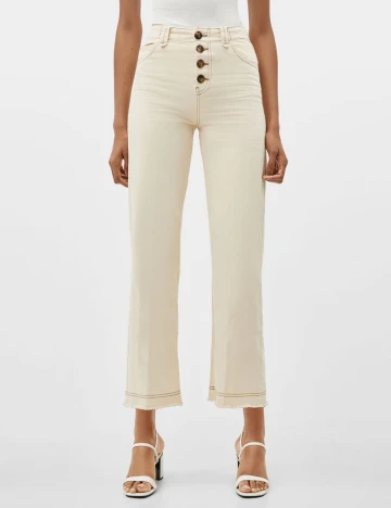 Pantaloni Bershka, crem