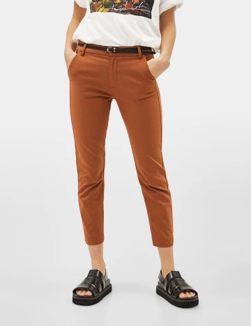 Pantaloni Bershka, maro