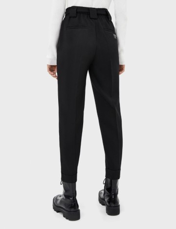 Pantaloni Bershka, negru