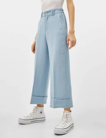Pantaloni Bershka, albastru Albastru