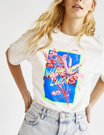 Tricou Bershka, alb Alb