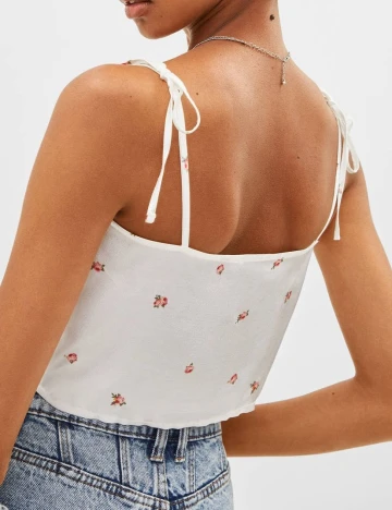 Top Bershka, alb