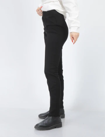 Pantaloni s.Oliver, negru