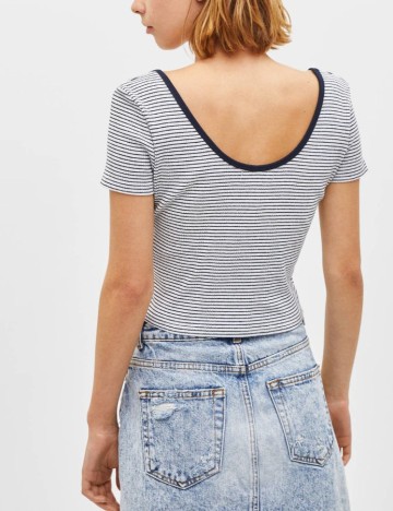 Top Bershka, mix culori