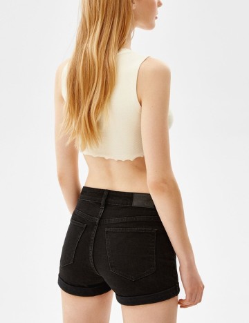 Pantaloni scurti Bershka, negru