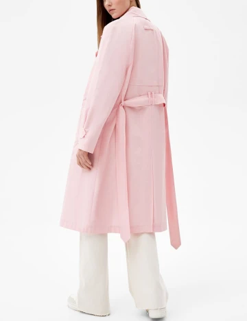 Trench Bershka, roz