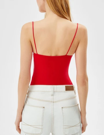 Body Bershka, rosu