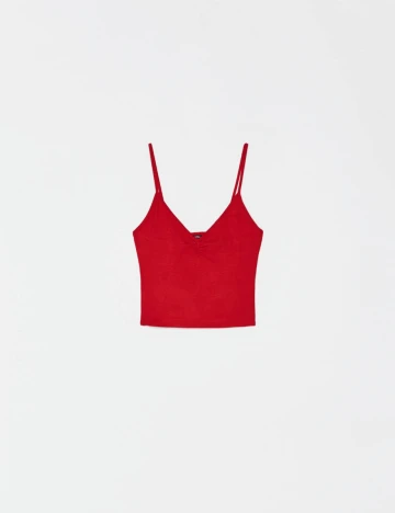 Top Bershka, rosu aprins