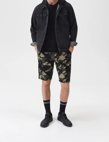 Pantaloni scurti Sinsay, army