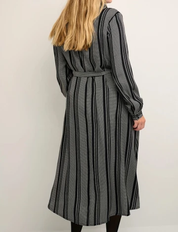 Rochie medie Kaffe Curve, negru