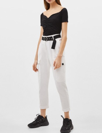 Top Bershka, negru